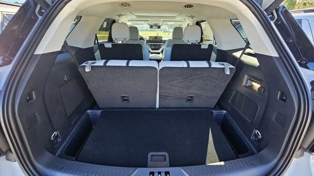 new 2025 Ford Explorer car, priced at $57,560