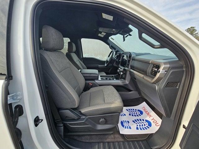 new 2025 Ford F-150 car, priced at $49,009
