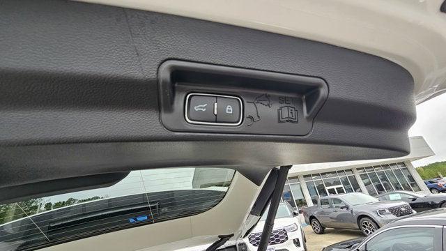 new 2025 Ford Explorer car, priced at $44,960