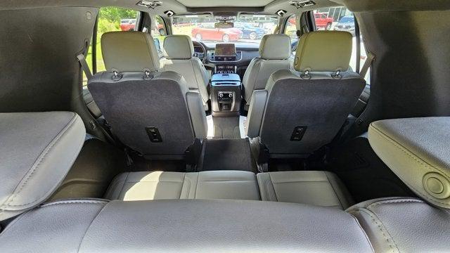 used 2023 GMC Yukon car, priced at $62,999