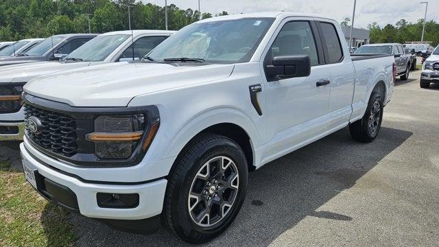 new 2025 Ford F-150 car, priced at $41,545