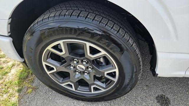 new 2025 Ford F-150 car, priced at $41,545