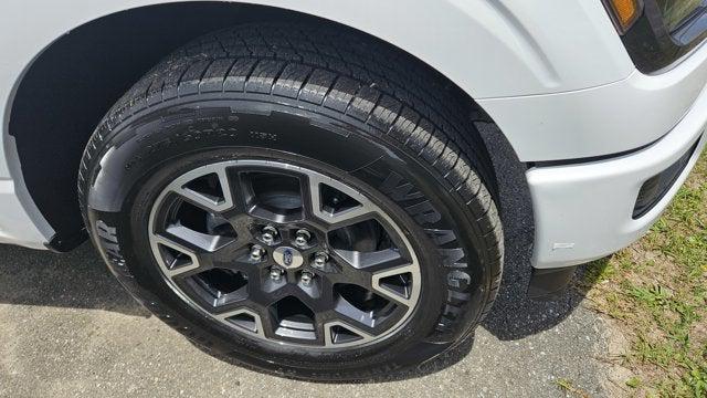 new 2025 Ford F-150 car, priced at $41,545