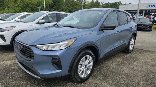 new 2025 Ford Escape car, priced at $33,495