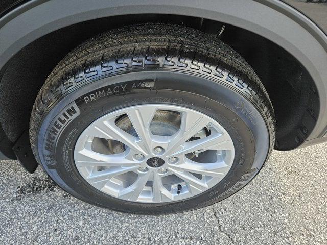new 2025 Ford Escape car, priced at $29,567