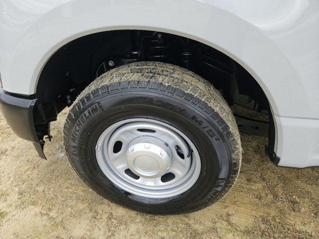 new 2025 Ford F-250 car, priced at $58,925