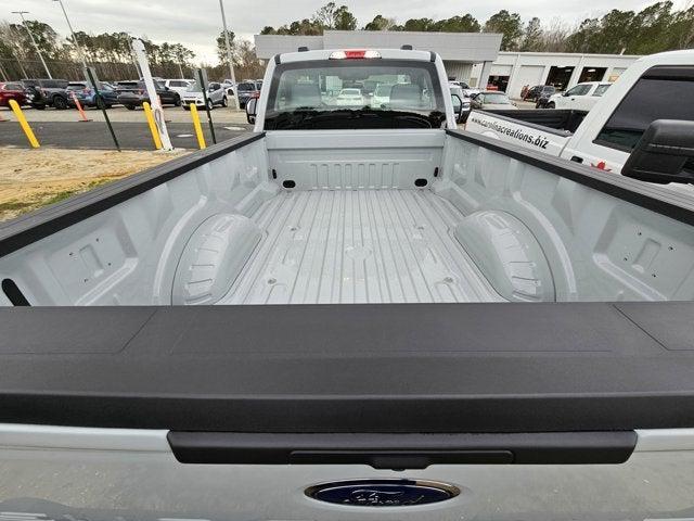 new 2025 Ford F-250 car, priced at $58,925