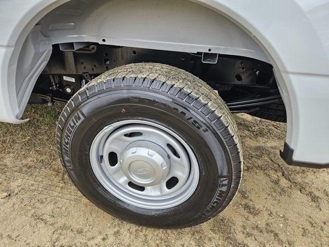new 2025 Ford F-250 car, priced at $58,925