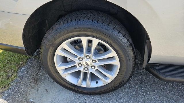 new 2024 Ford Expedition car, priced at $61,615