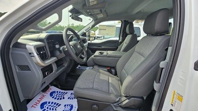 new 2025 Ford F-350 car, priced at $62,180