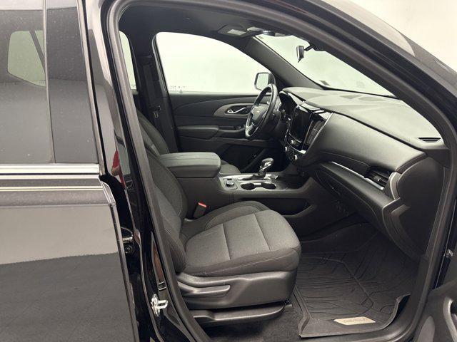 used 2022 Chevrolet Traverse car, priced at $30,999