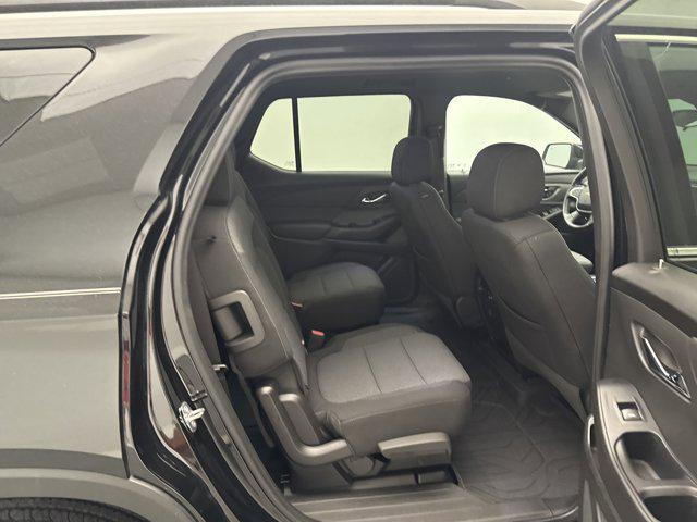 used 2022 Chevrolet Traverse car, priced at $30,999