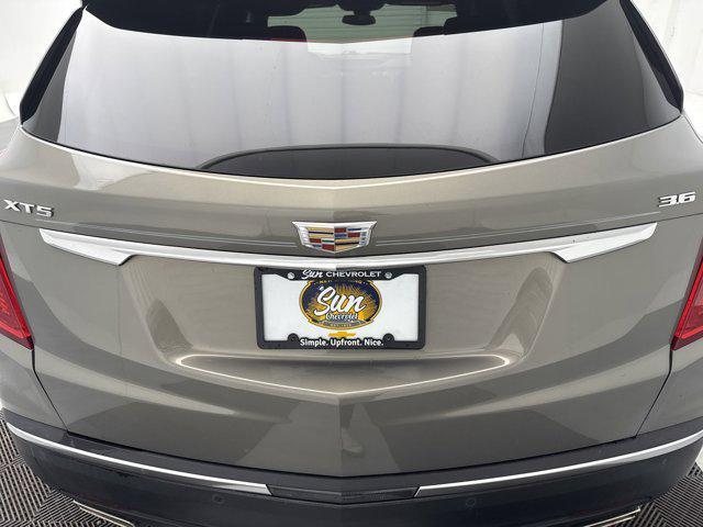used 2019 Cadillac XT5 car, priced at $22,997