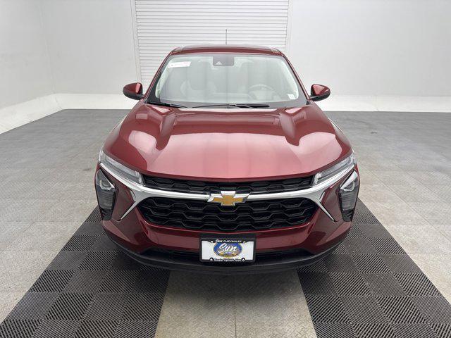 new 2025 Chevrolet Trax car, priced at $23,285