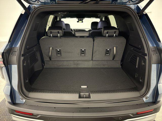 new 2025 Chevrolet Traverse car, priced at $46,310