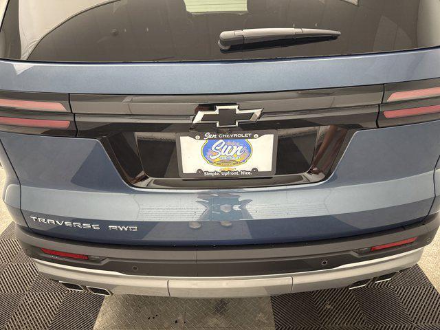 new 2025 Chevrolet Traverse car, priced at $46,310