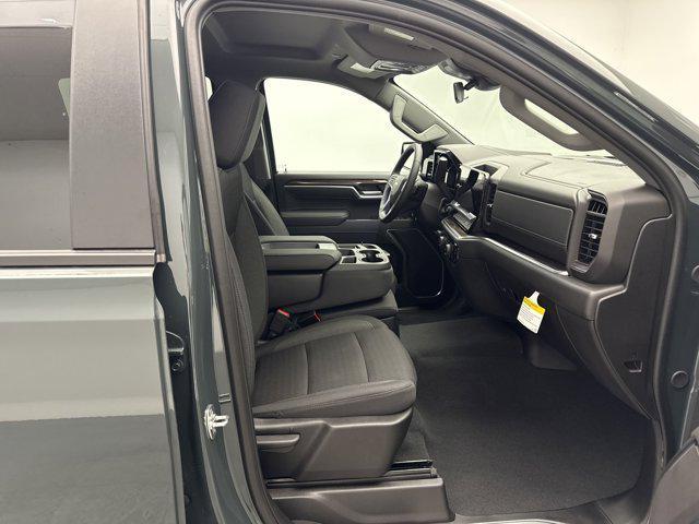 new 2025 Chevrolet Silverado 1500 car, priced at $58,460