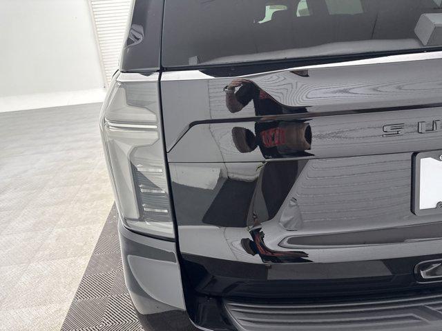 new 2025 Chevrolet Suburban car, priced at $77,075