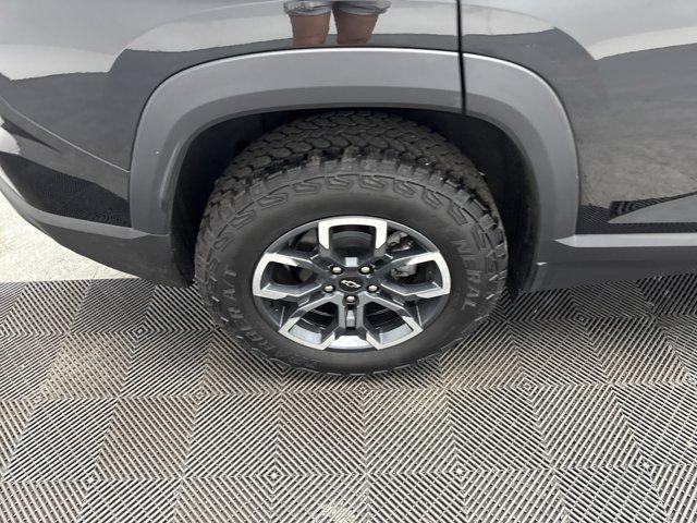 used 2025 Chevrolet Equinox car, priced at $31,999