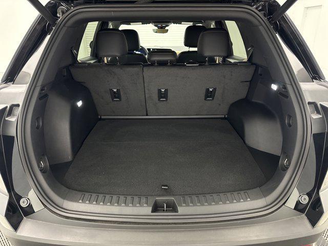 used 2025 Chevrolet Equinox car, priced at $31,999