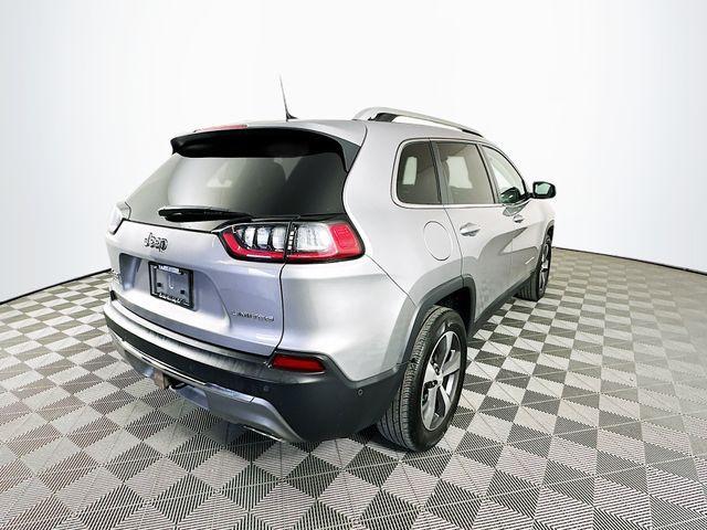 used 2021 Jeep Cherokee car, priced at $24,396