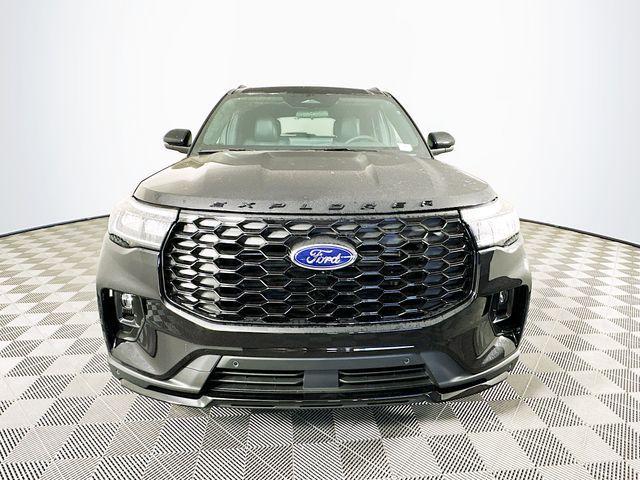 new 2025 Ford Explorer car, priced at $50,095