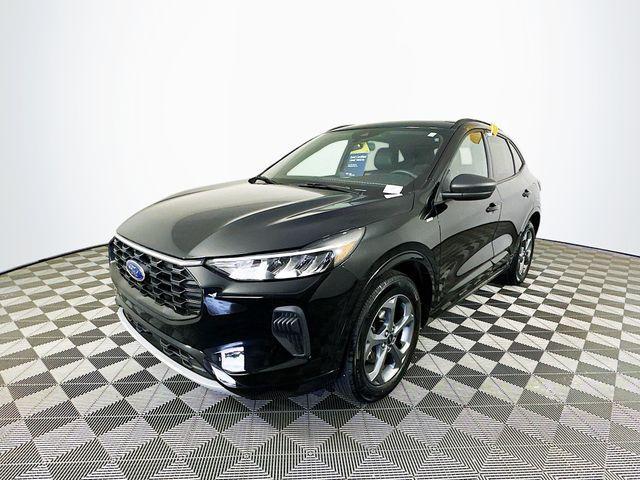 used 2023 Ford Escape car, priced at $26,998