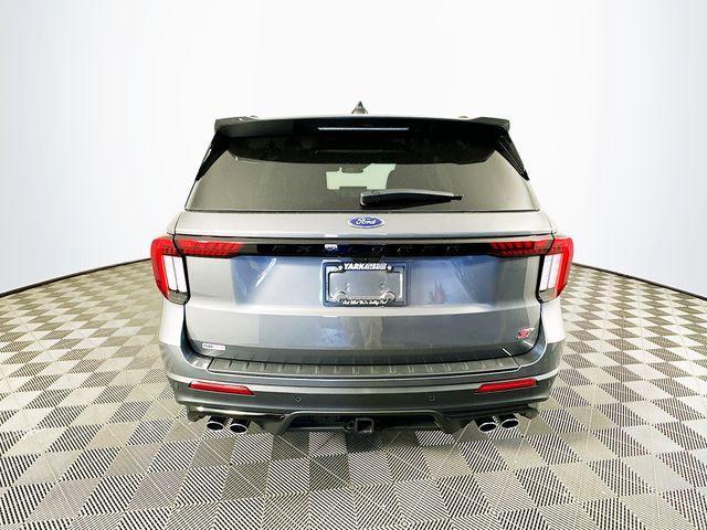 new 2025 Ford Explorer car, priced at $57,302