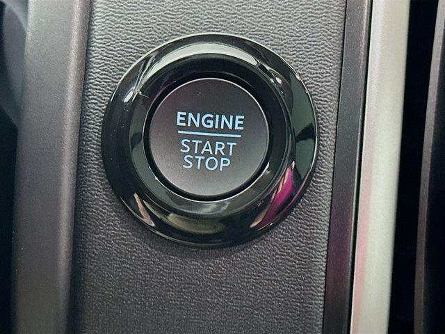 new 2025 Ford Expedition car, priced at $67,521