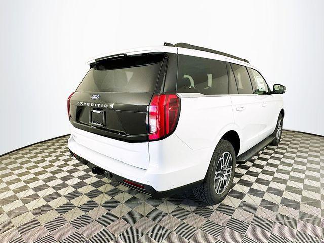 new 2025 Ford Expedition car, priced at $67,521