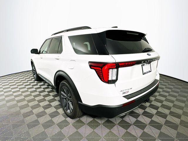 new 2025 Ford Explorer car, priced at $50,975