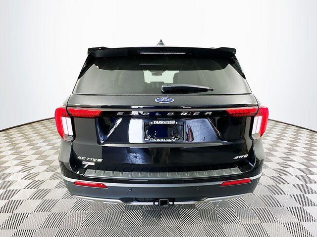 new 2025 Ford Explorer car, priced at $45,133
