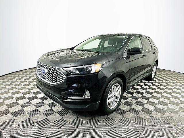 used 2024 Ford Edge car, priced at $27,992