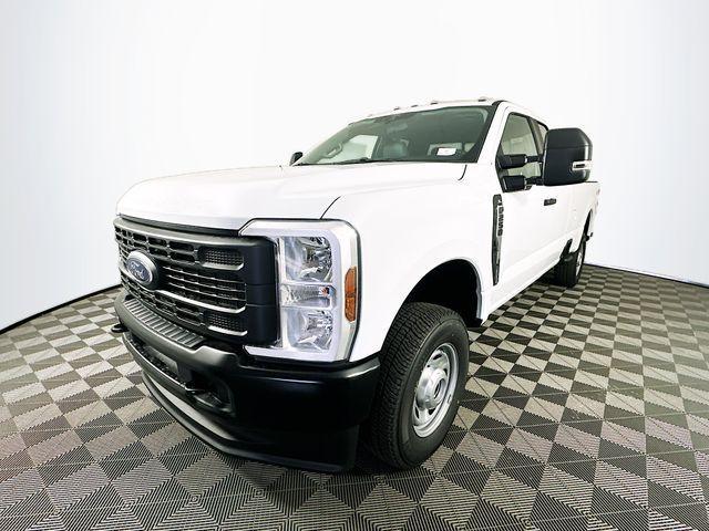 new 2025 Ford F-250 car, priced at $51,346
