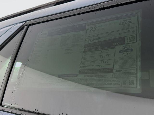 new 2025 Ford Explorer car, priced at $45,135