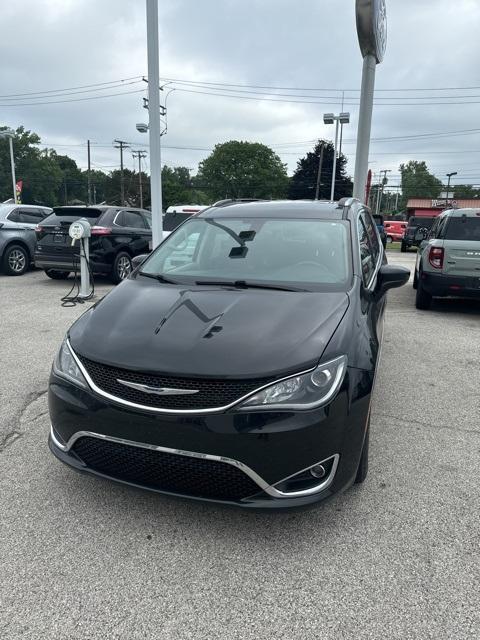 used 2020 Chrysler Pacifica car, priced at $24,517