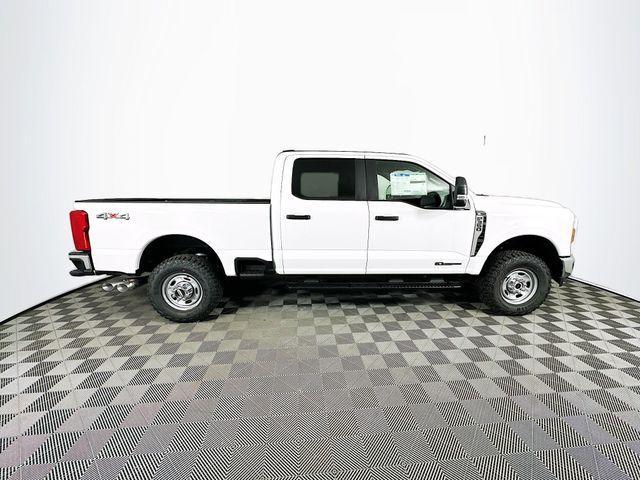 new 2025 Ford F-350 car, priced at $65,904