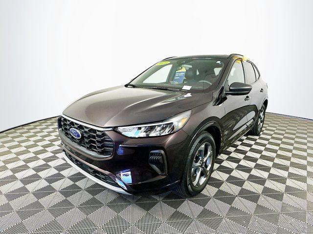 used 2023 Ford Escape car, priced at $25,794