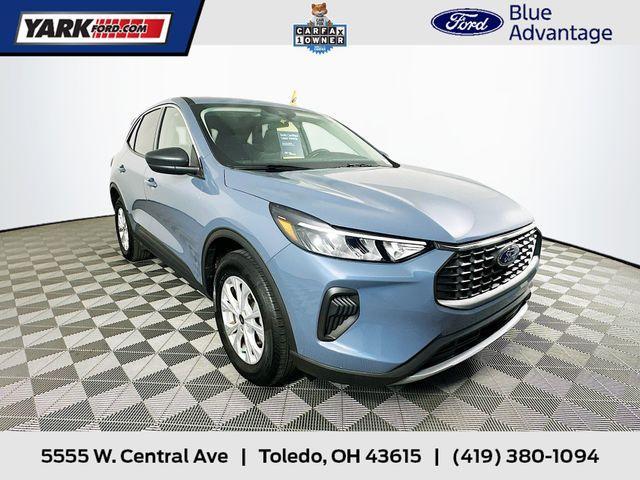 used 2023 Ford Escape car, priced at $25,862