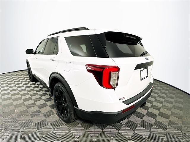 new 2024 Ford Explorer car, priced at $50,960