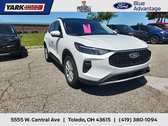 used 2023 Ford Escape car, priced at $26,000