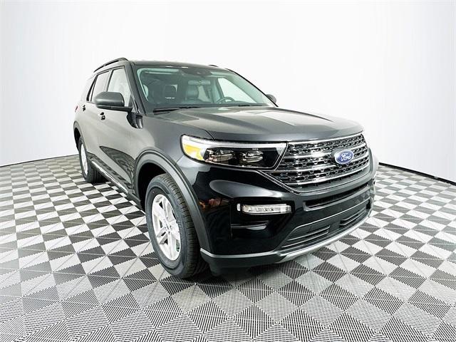 new 2024 Ford Explorer car, priced at $43,070