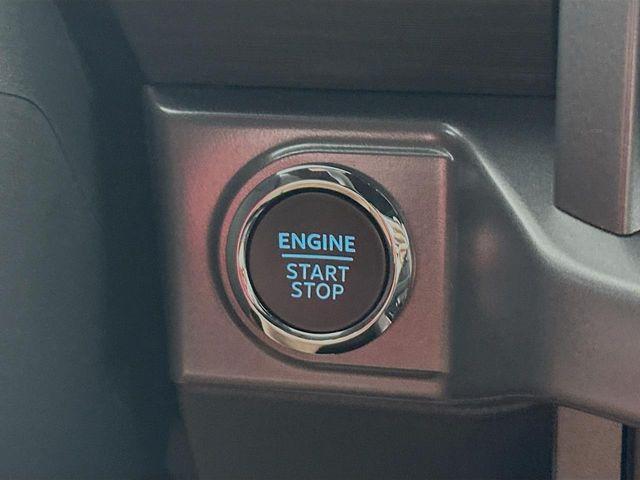 new 2025 Ford F-150 car, priced at $57,880
