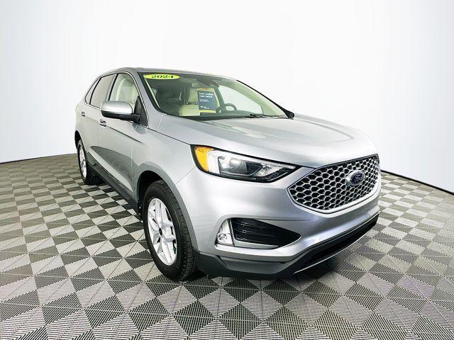 used 2024 Ford Edge car, priced at $26,796