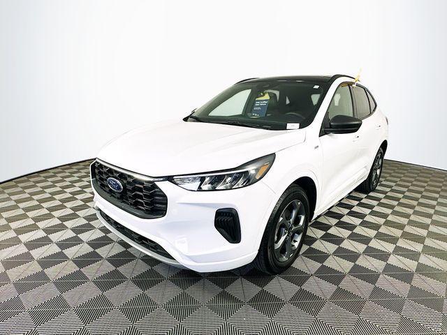 used 2023 Ford Escape car, priced at $25,996