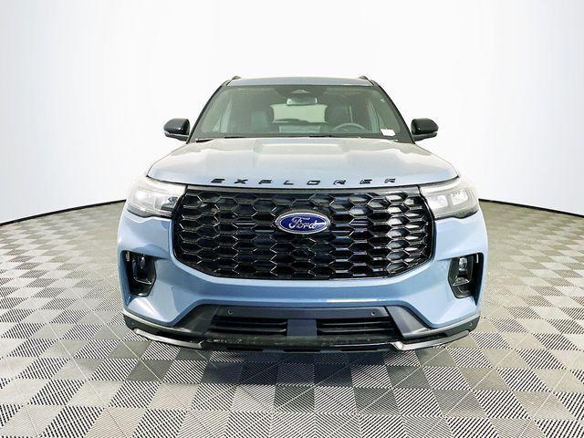 new 2025 Ford Explorer car, priced at $49,121