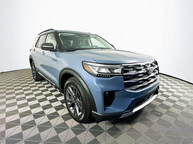 new 2025 Ford Explorer car, priced at $45,135