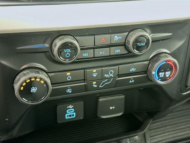 new 2025 Ford F-250 car, priced at $48,624