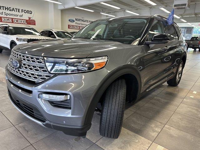 used 2022 Ford Explorer car, priced at $35,000