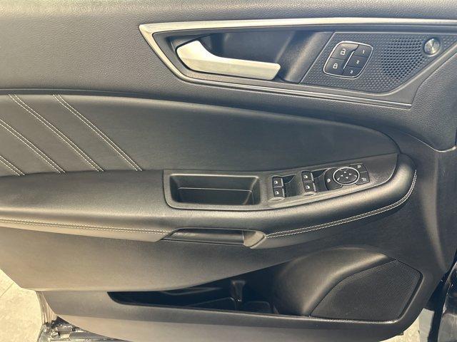 used 2022 Ford Edge car, priced at $29,000